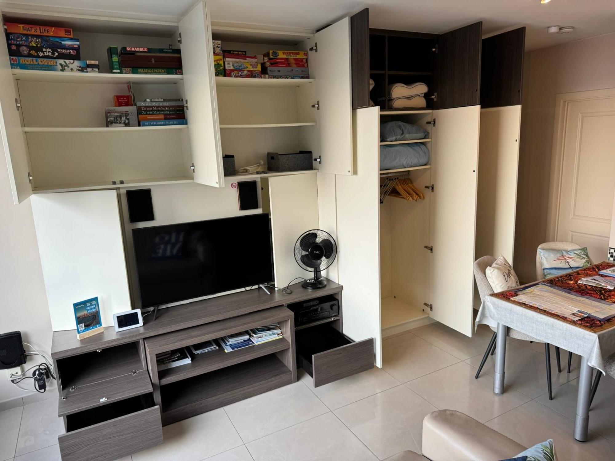 Apartment Splendid Seaview - Luxury 4 Persons At And Sea Ostend