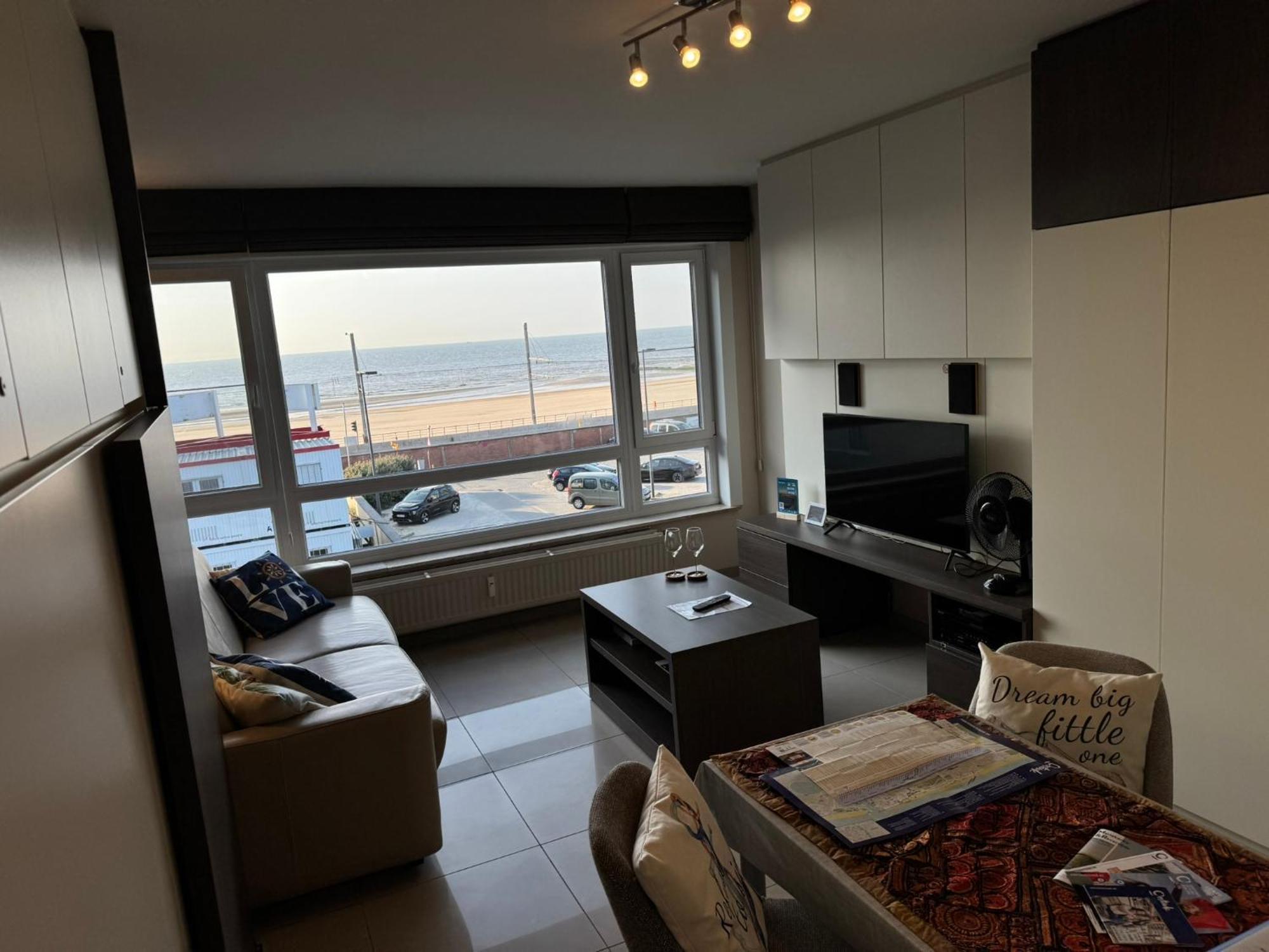 Splendid Seaview - Luxury 4 Persons At And Sea * Oostende